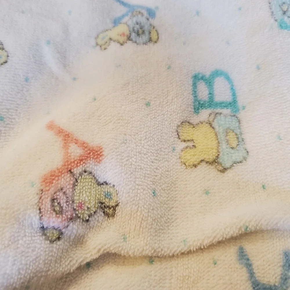 Carters B A B Y Dots Bunny Hooded Hood Terry Cloth‎ Baby Bath Towel Green